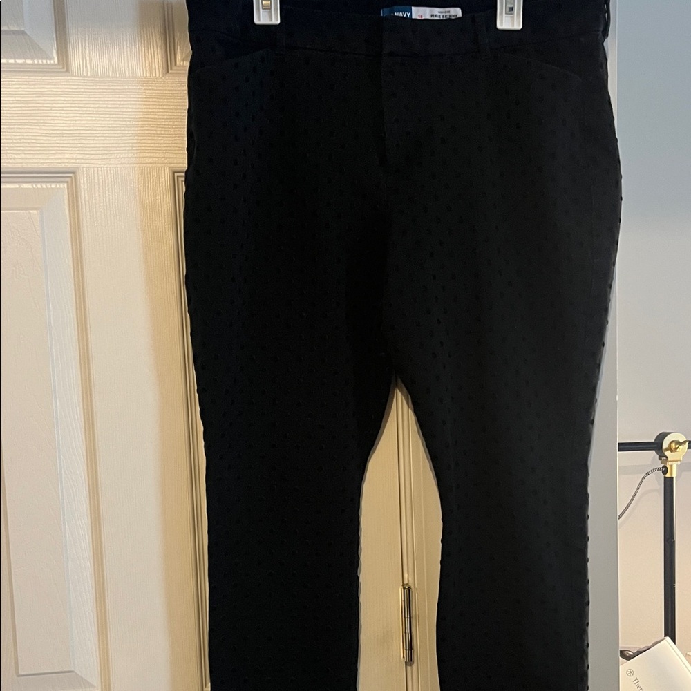 Old Navy Black Pixie Skinny Pants